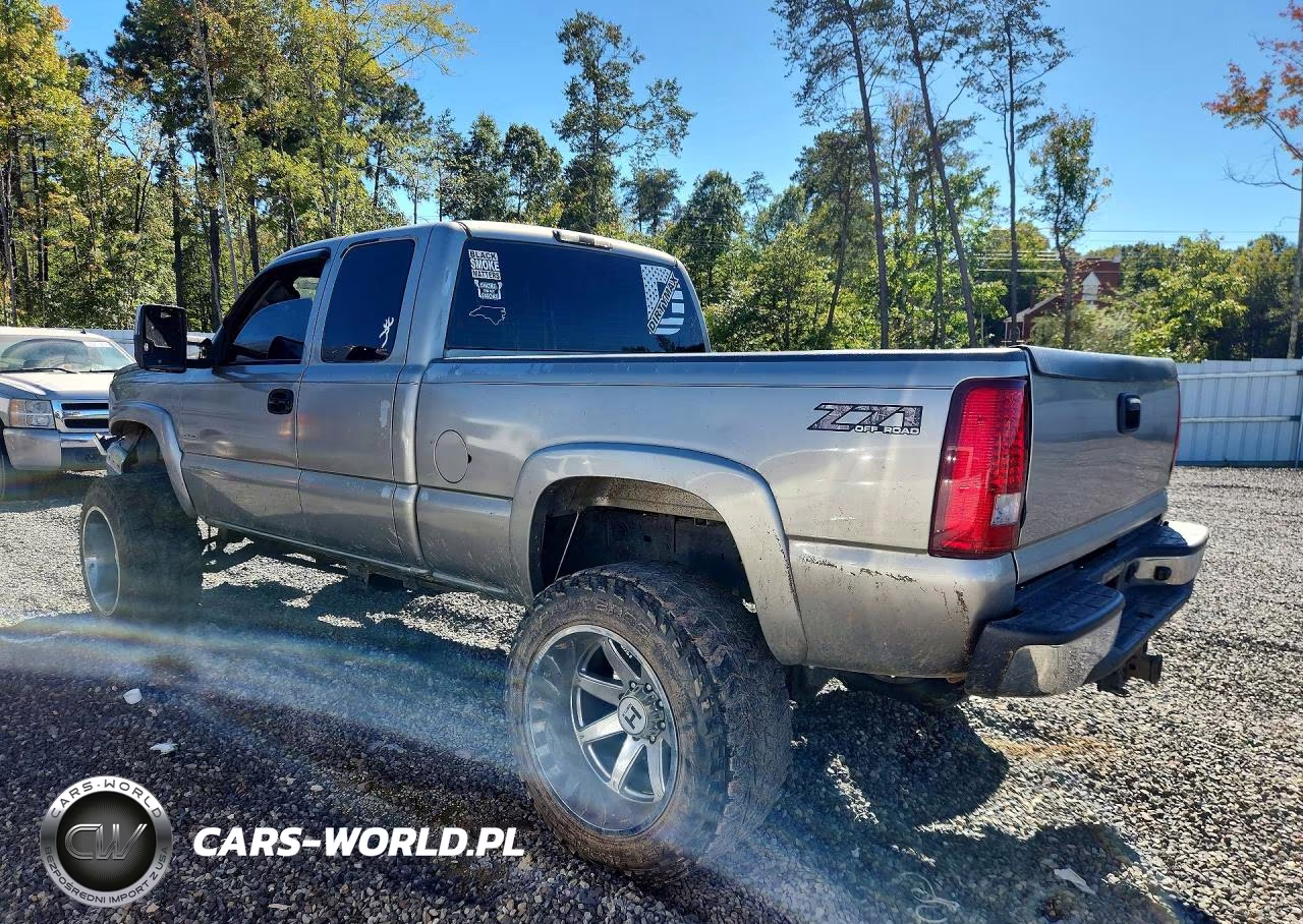 2003 Chevrolet Silverado K2500 Heavy Duty VIN:1GCHK29113E106310 - 2