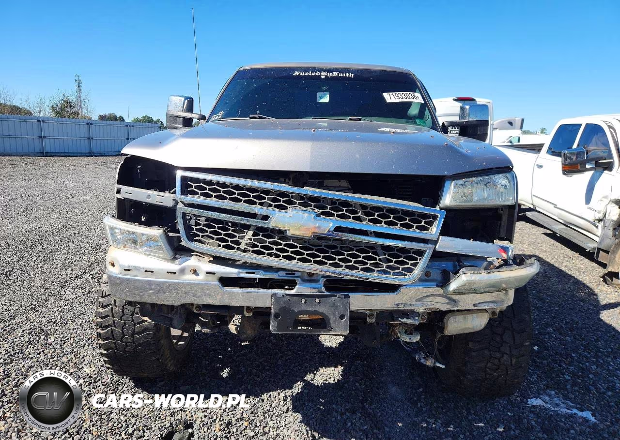 2003 Chevrolet Silverado K2500 Heavy Duty VIN:1GCHK29113E106310 - 5