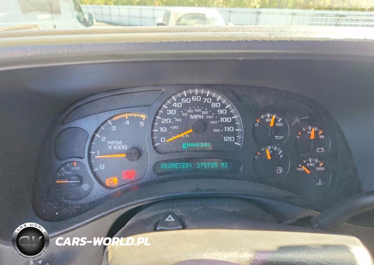 2003 Chevrolet Silverado K2500 Heavy Duty VIN:1GCHK29113E106310 - 9