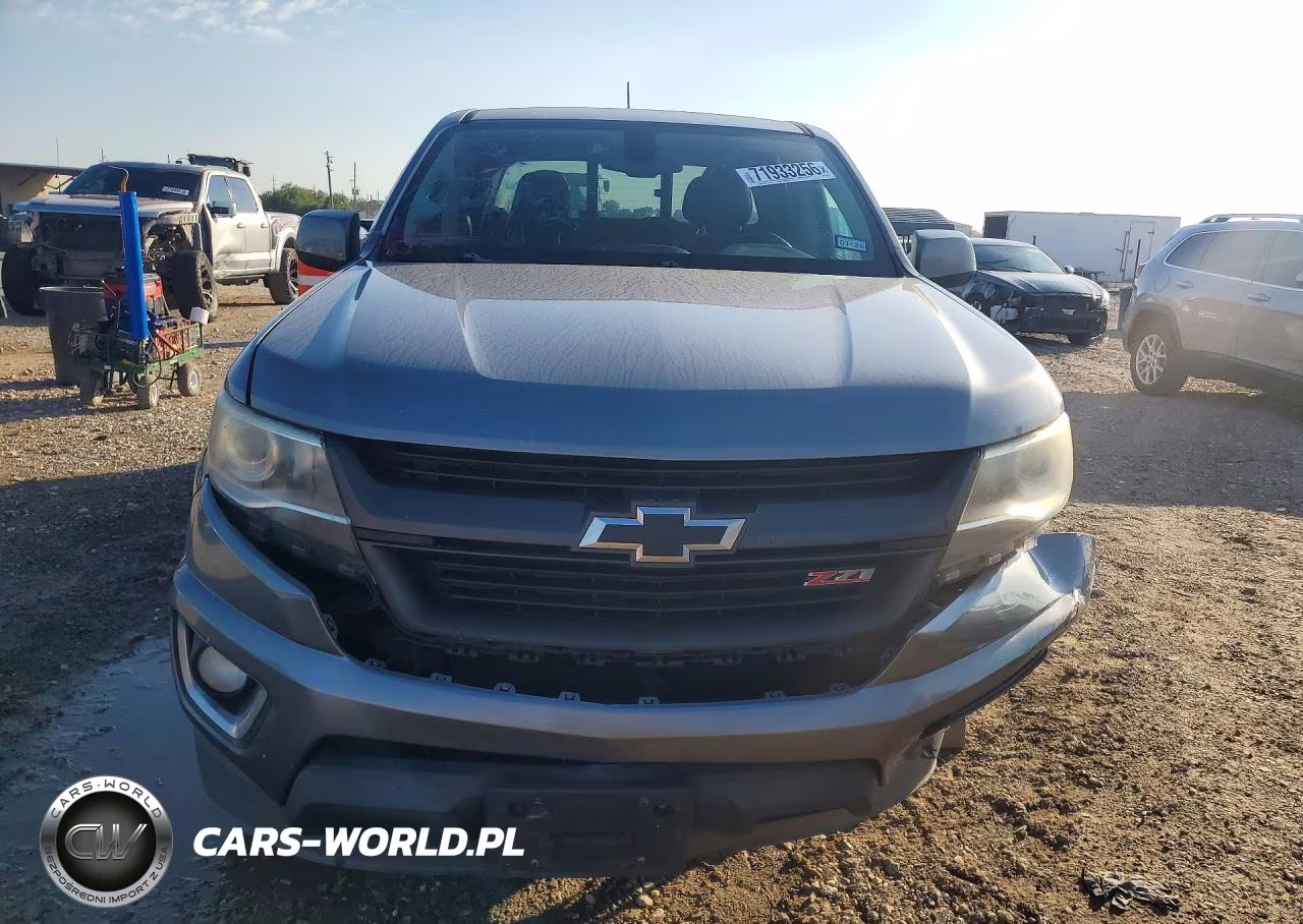 2018 Chevrolet Colorado Z71 VIN:1GCGSDEN8J1136912 - 5