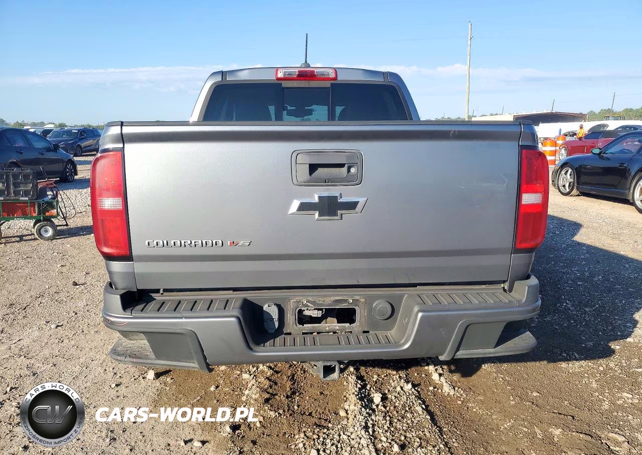 2018 Chevrolet Colorado Z71 VIN:1GCGSDEN8J1136912 - 6