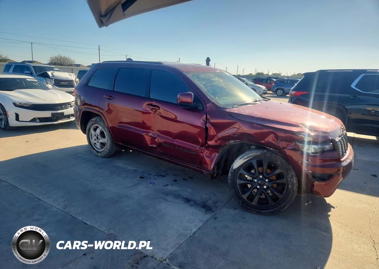 2018 Jeep Grand Cherokee Laredo VIN:1C4RJFAG4JC420797 - 4