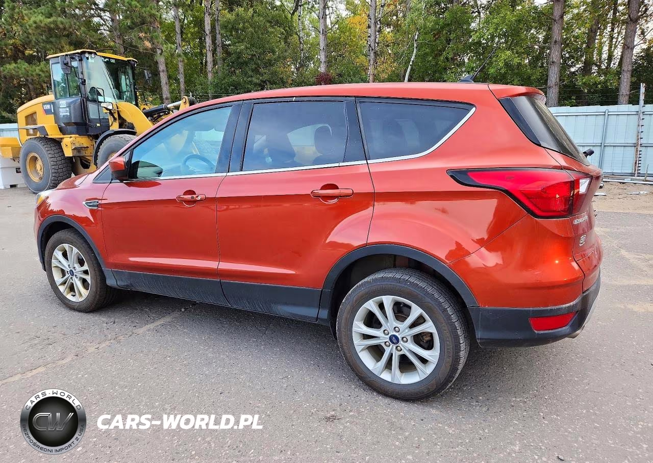 2019 Ford Escape Se VIN:1FMCU9GD5KUC54356 - 2