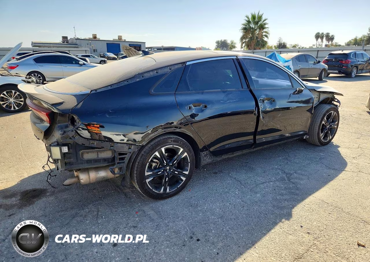 2021 Kia K5 Gt Line VIN:5XXG64J24MG072182 - 3