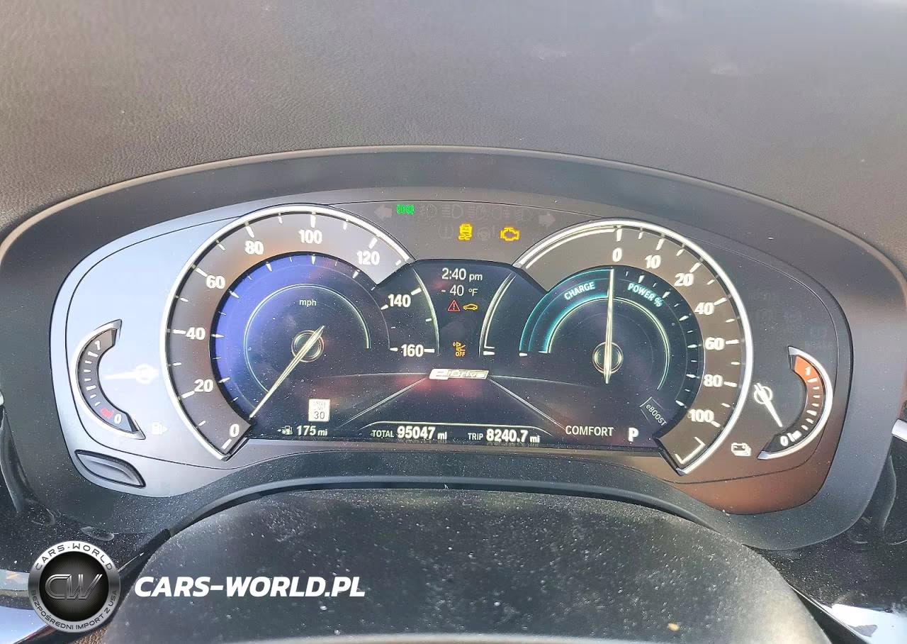 2019 BMW 530Xe VIN:WBAJB1C50KB377055 - 9