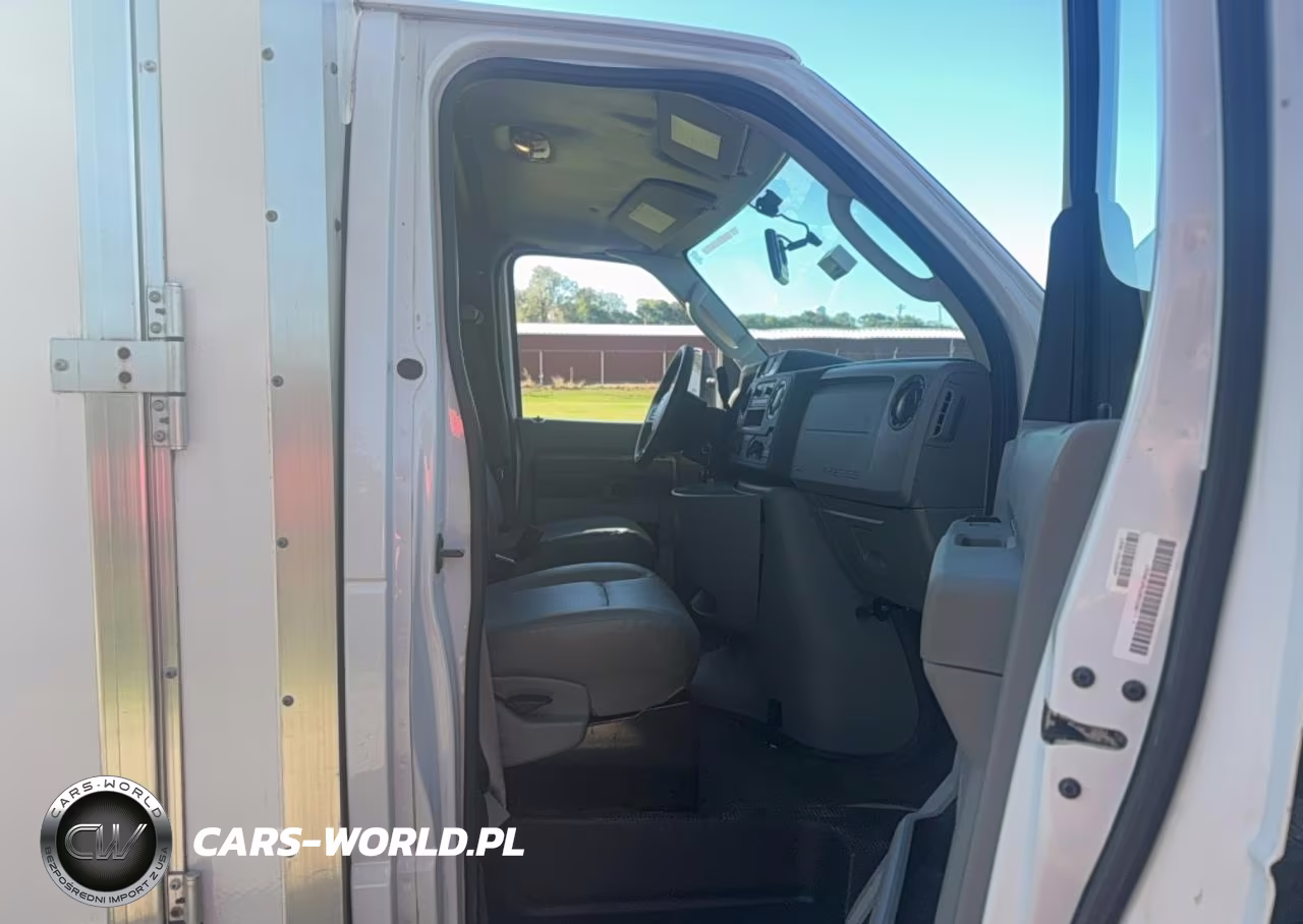 2022 Ford Econoline E350 Super Duty Cutaway Van VIN:1FDWE3FK2NDC29877 - 5