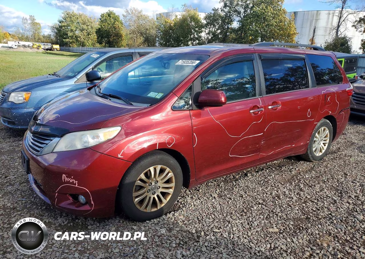 2015 Toyota Sienna Xle 8-Passenger