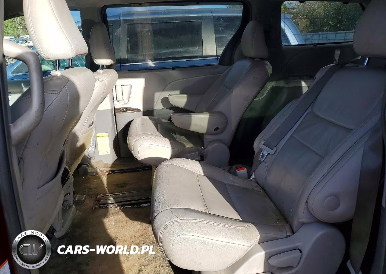 2015 Toyota Sienna Xle 8-Passenger VIN:5TDYK3DC1FS581792 - 11