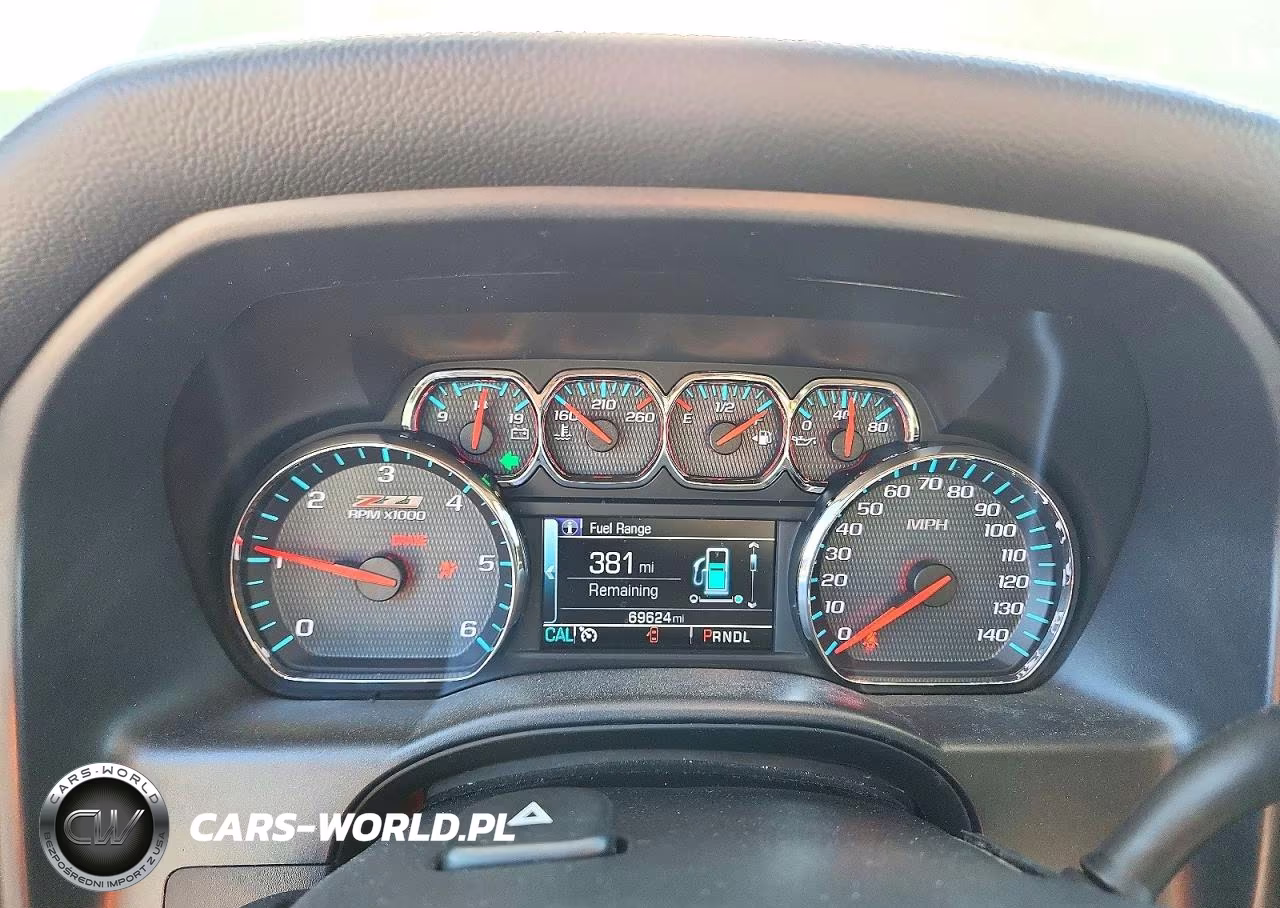 2018 Chevrolet Silverado K1500 Lt VIN:3GCUKREC7JG528991 - 9