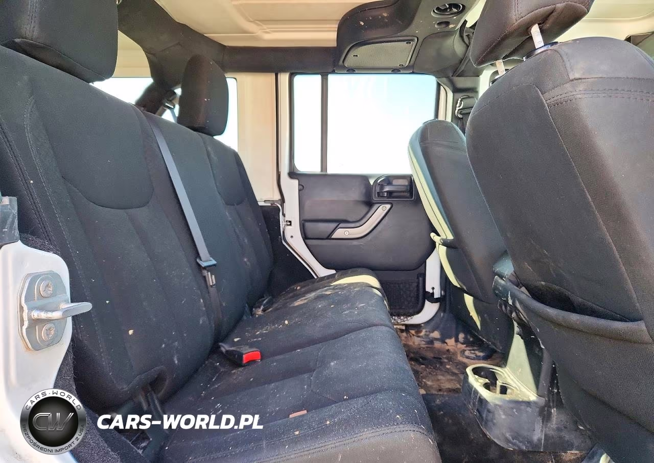 2017 Jeep Wrangler Unlimited Sport VIN:1C4BJWDG2HL725822 - 10
