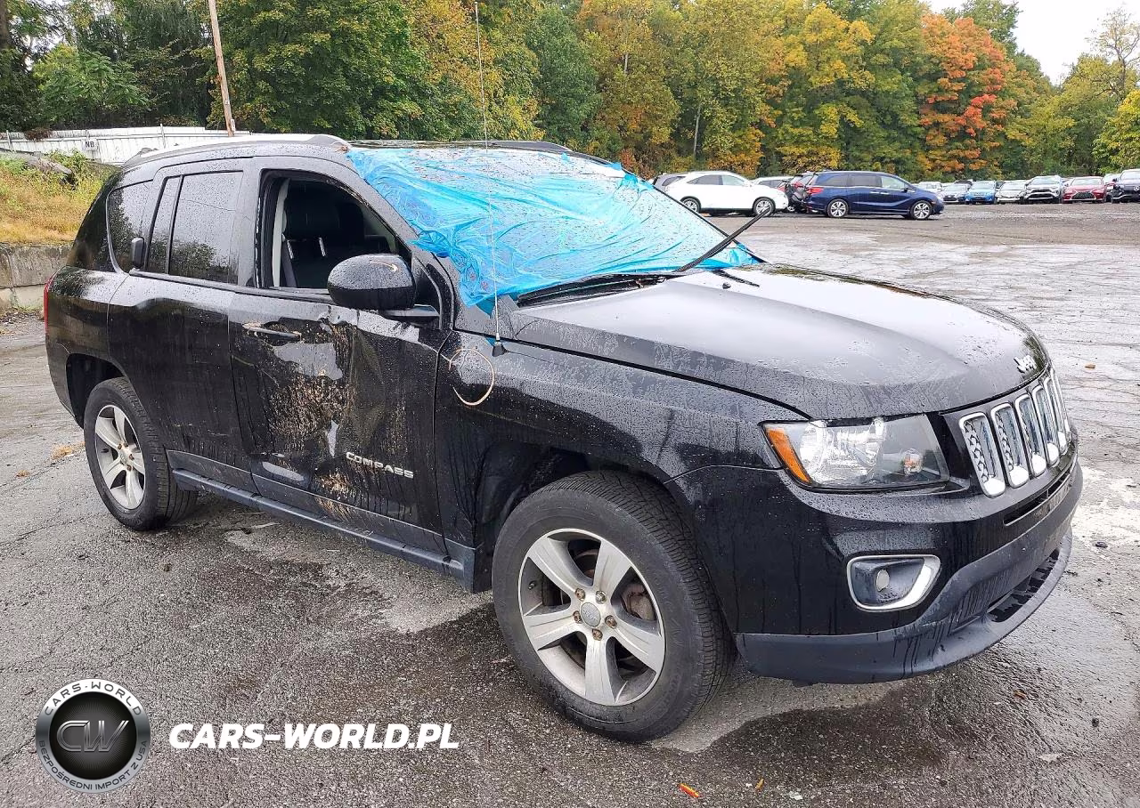 2017 Jeep Compass Latitude VIN:1C4NJDEB3HD126295 - 4