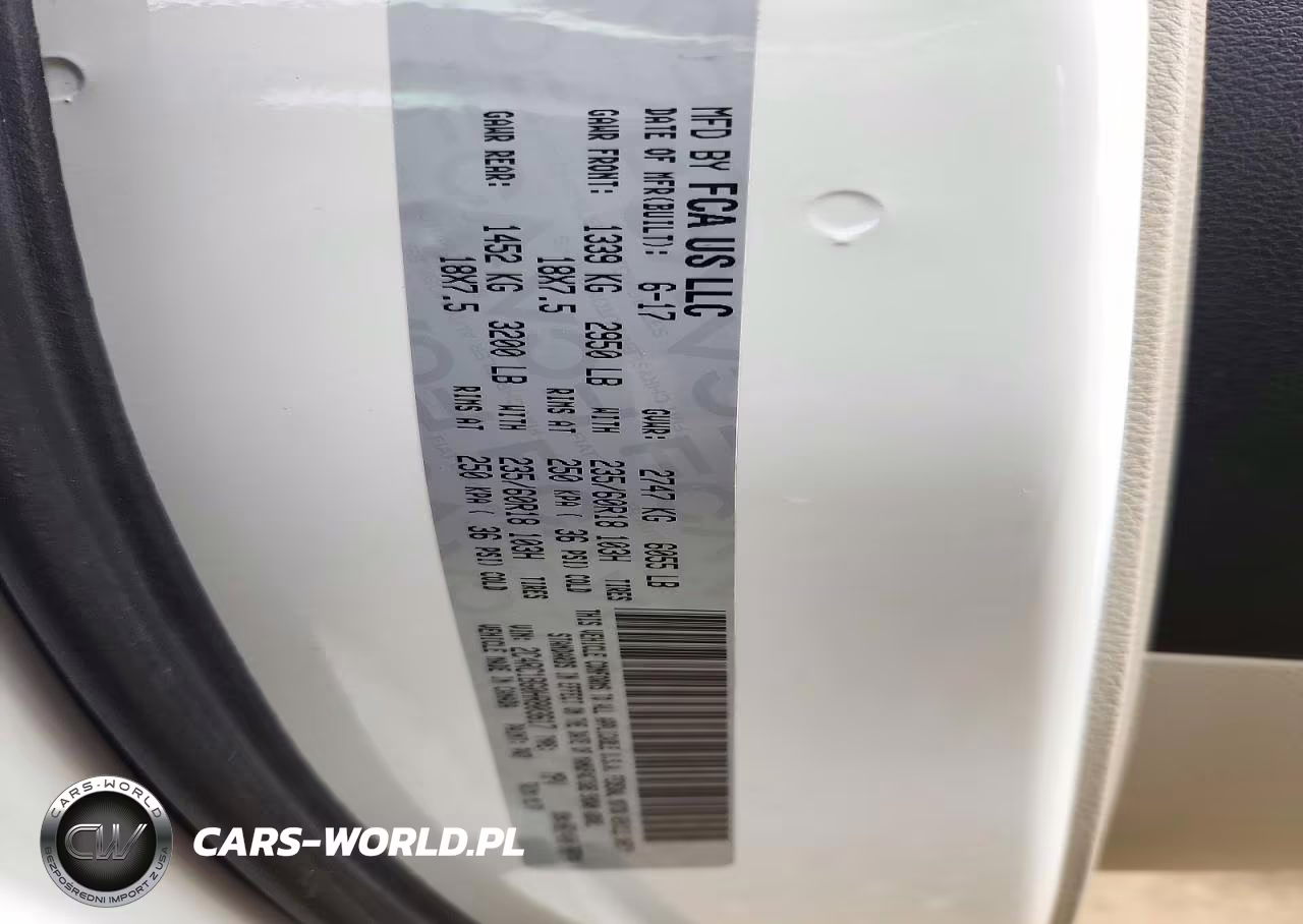 2017 Chrysler Pacifica Touring L VIN:2C4RC1BG0HR803617 - 13