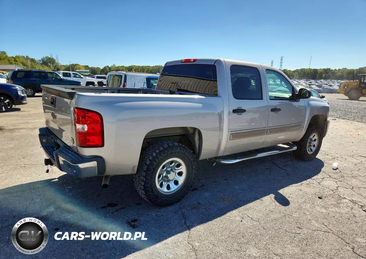 2007 Chevrolet Silverado C1500 Crew Cab VIN:3GCEC13CX7G545122 - 3