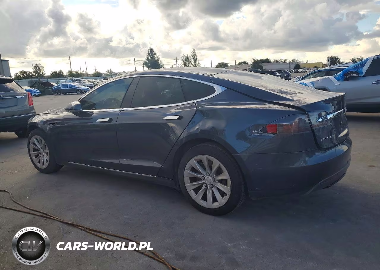 2016 Tesla Model S VIN:5YJSA1E28GF133820 - 2