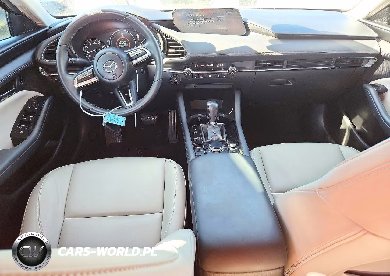 2021 Mazda 3 Preferred VIN:JM1BPACL0M1313744 - 8