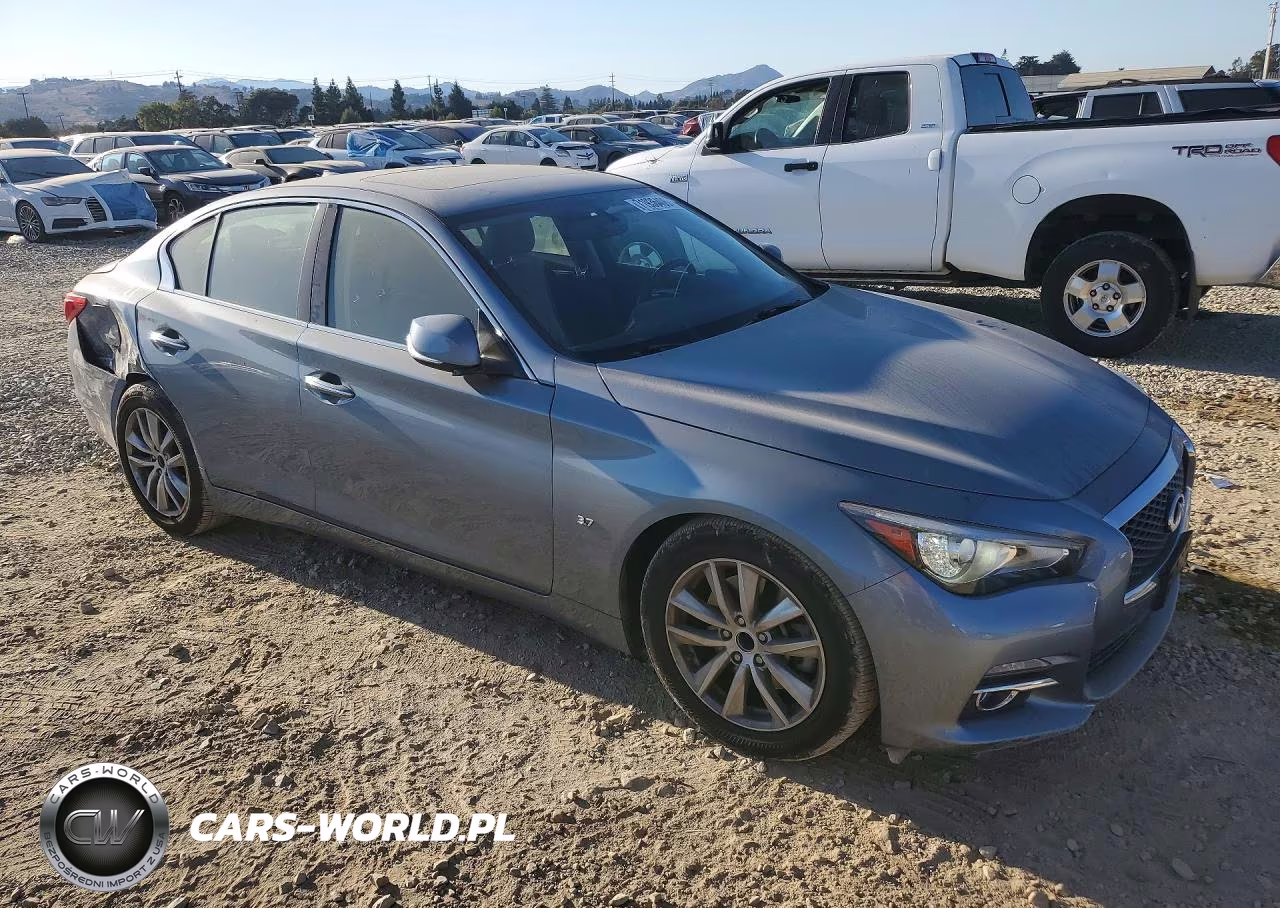 2015 Infiniti Q50 Premium VIN:JN1BV7AP0FM354992 - 4