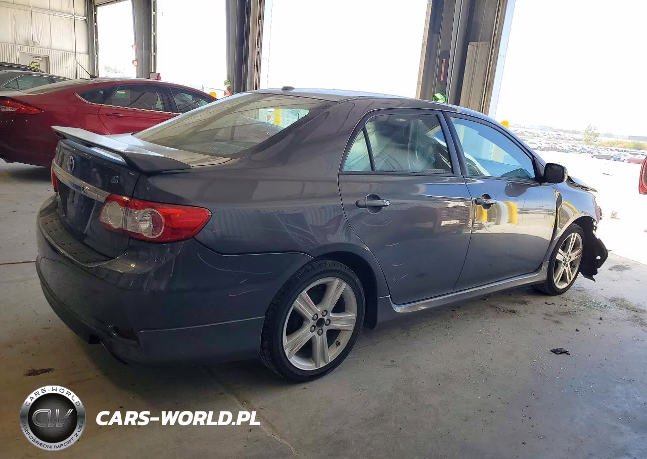 2013 Toyota Corolla S VIN:2T1BU4EE7DC057803 - 3