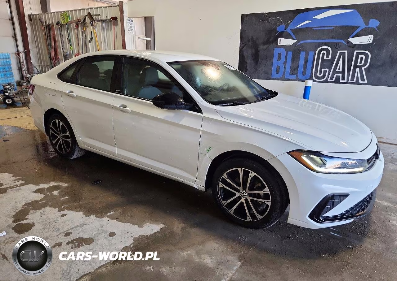 2025 Volkswagen Jetta Sport VIN:3VWBX7BU7SM030462 - 4