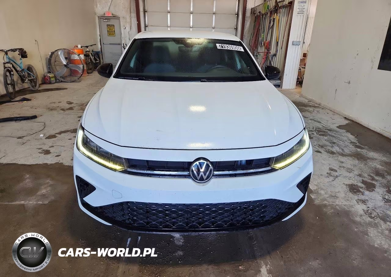 2025 Volkswagen Jetta Sport VIN:3VWBX7BU7SM030462 - 5