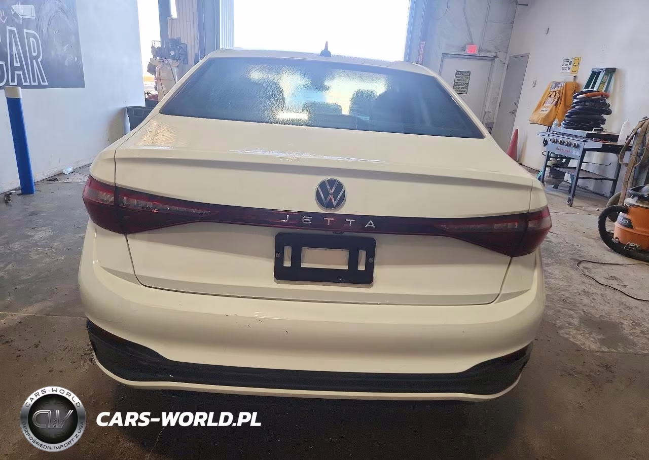 2025 Volkswagen Jetta Sport VIN:3VWBX7BU7SM030462 - 6