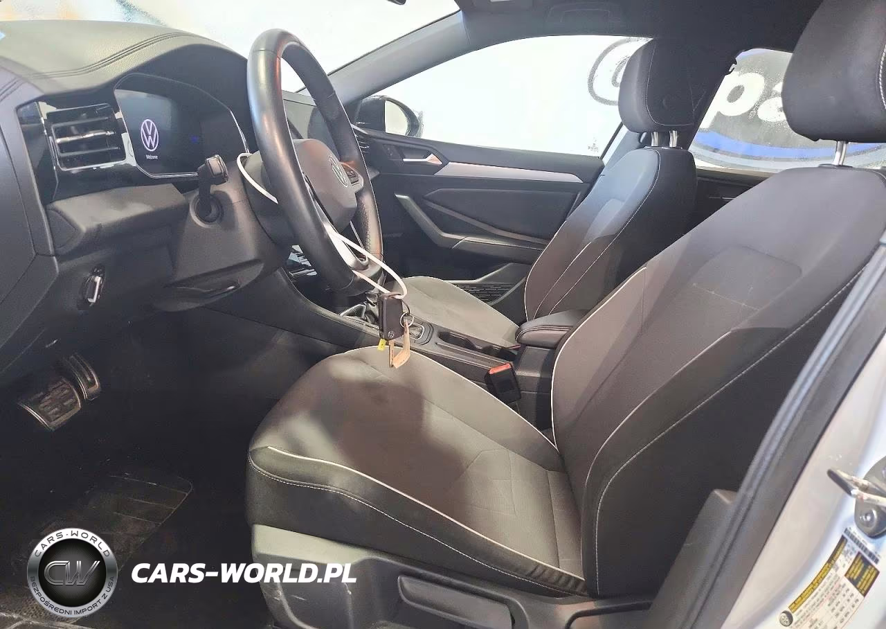 2025 Volkswagen Jetta Sport VIN:3VWBX7BU7SM030462 - 7