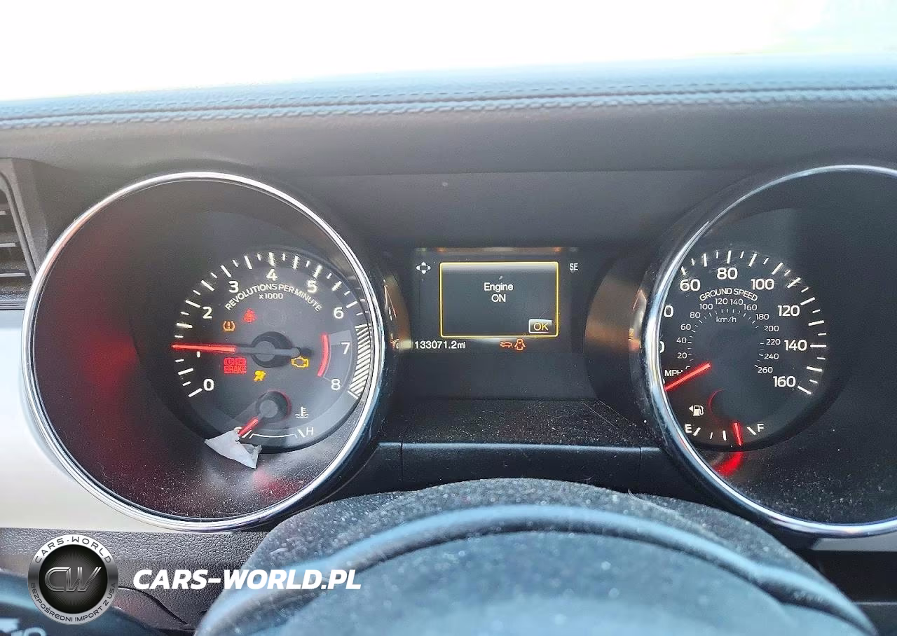 2015 Ford Mustang VIN:1FA6P8THXF5346063 - 9
