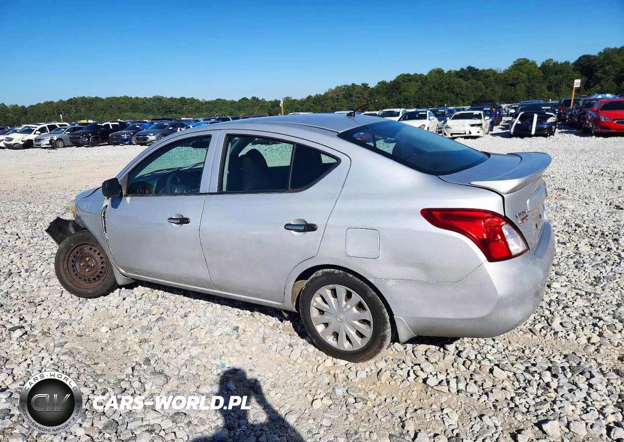 2013 Nissan Versa 1.6 S VIN:3N1CN7AP2DL888278 - 2