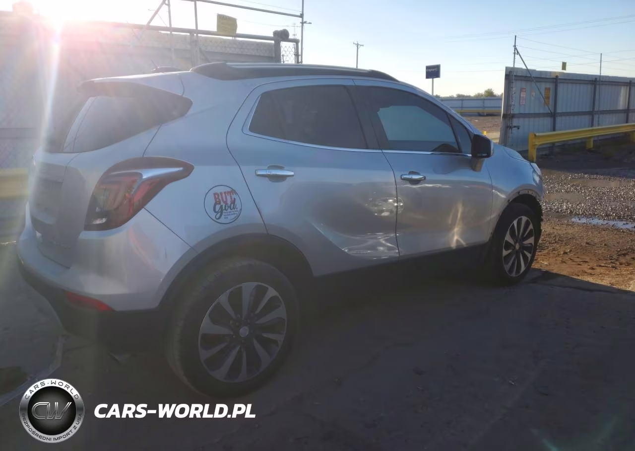 2022 Buick Encore Preferred VIN:KL4CJASM0NB523685 - 3