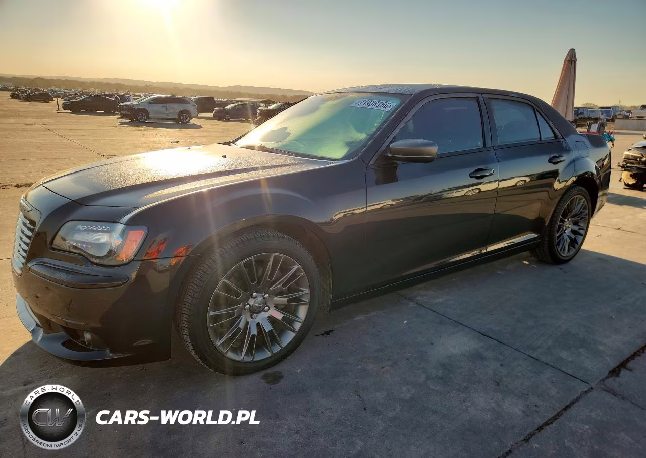 2013 Chrysler 300C Varvatos VIN:2C3CCADT5DH693491 - 1