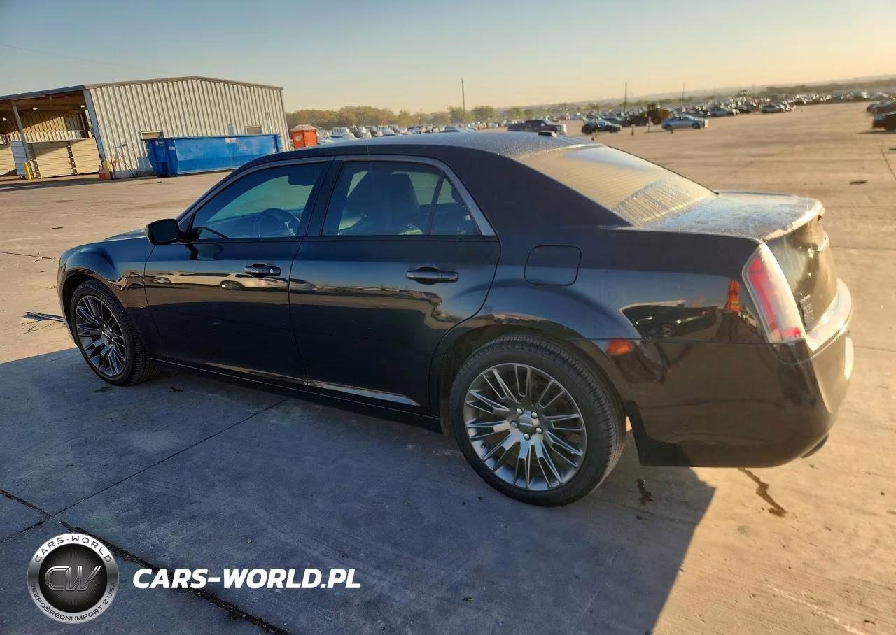 2013 Chrysler 300C Varvatos VIN:2C3CCADT5DH693491 - 2