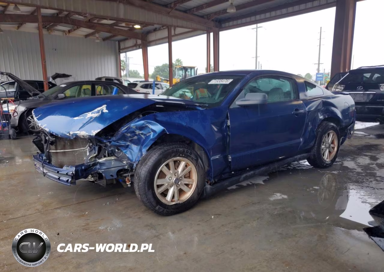 2007 Ford Mustang VIN:1ZVFT80N775215915 - 1