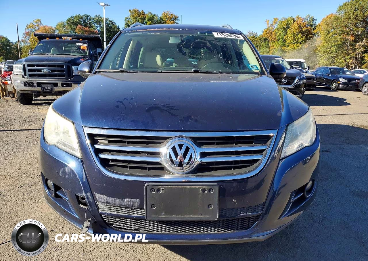 2011 Volkswagen Tiguan S VIN:WVGBV7AX8BW527911 - 4
