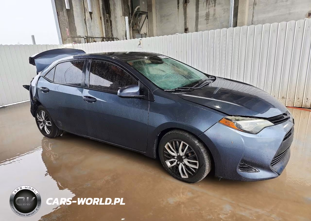 2018 Toyota Corolla Le VIN:2T1BURHE1JC074195 - 4