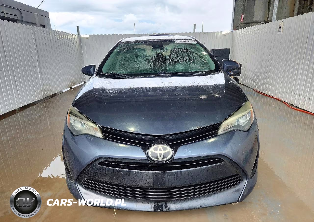 2018 Toyota Corolla Le VIN:2T1BURHE1JC074195 - 5