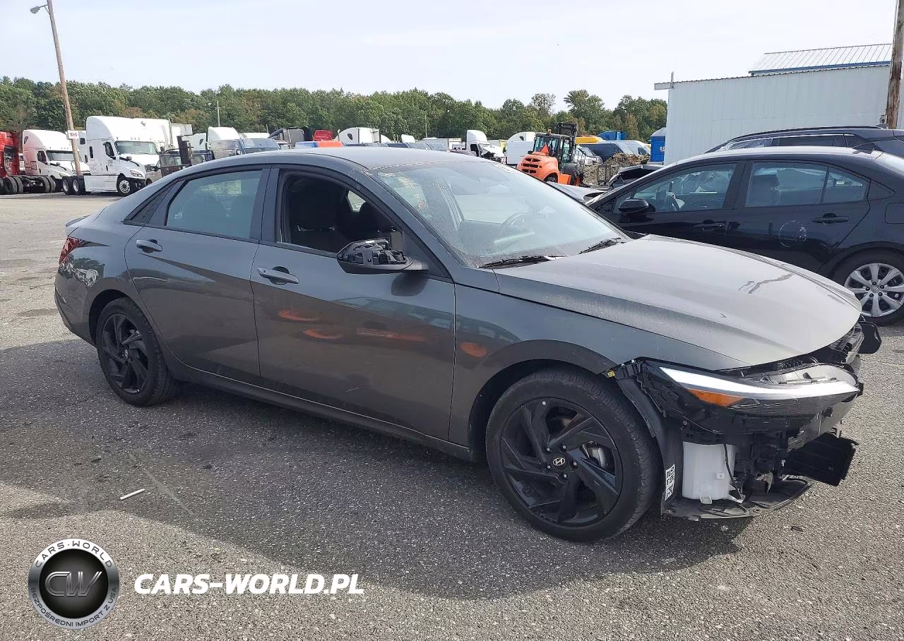 2026 Hyundai Elantra Sel Sport VIN:KMHLM4DG1TU180839 - 4