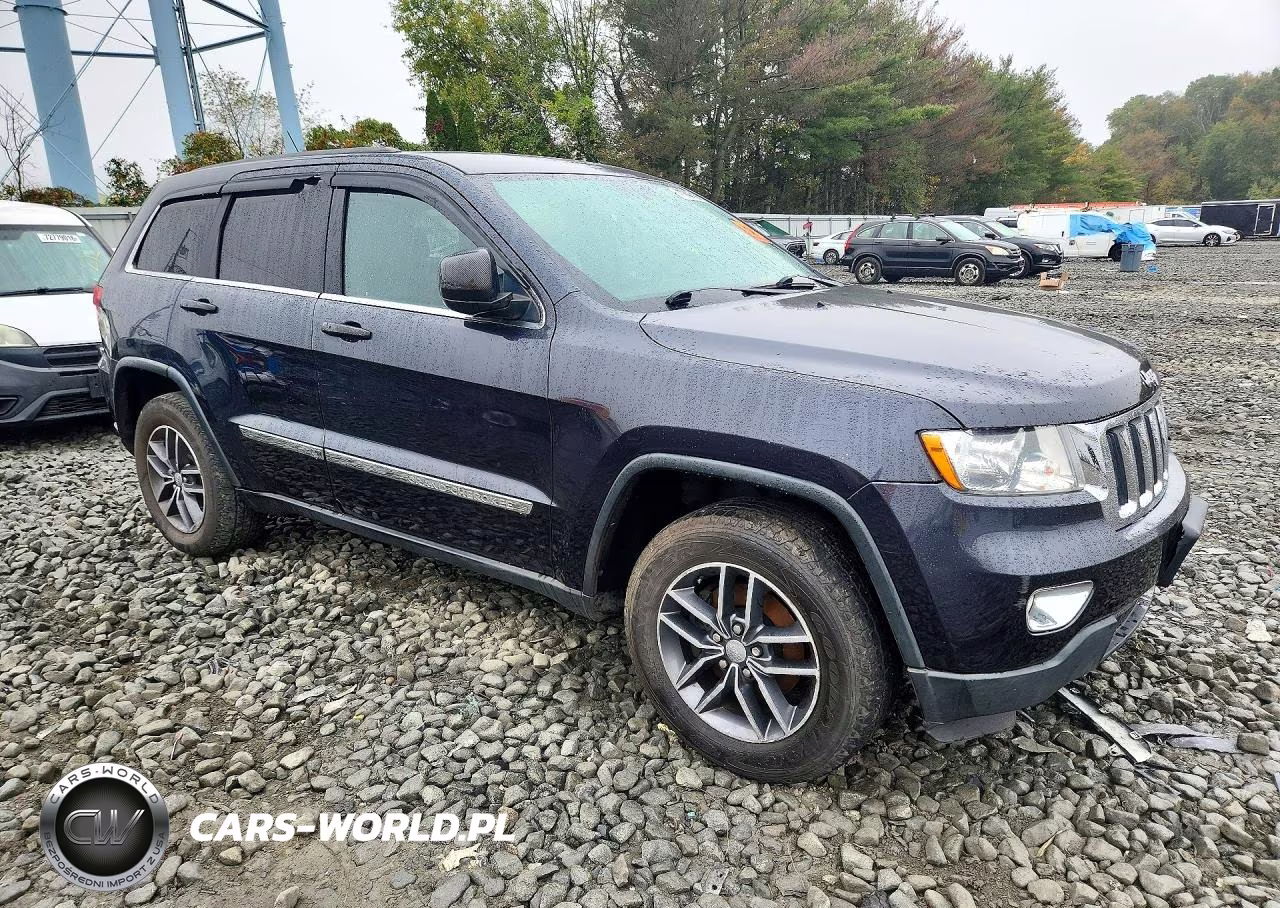 2013 Jeep Grand Cherokee Laredo VIN:1C4RJFAG9DC641171 - 4