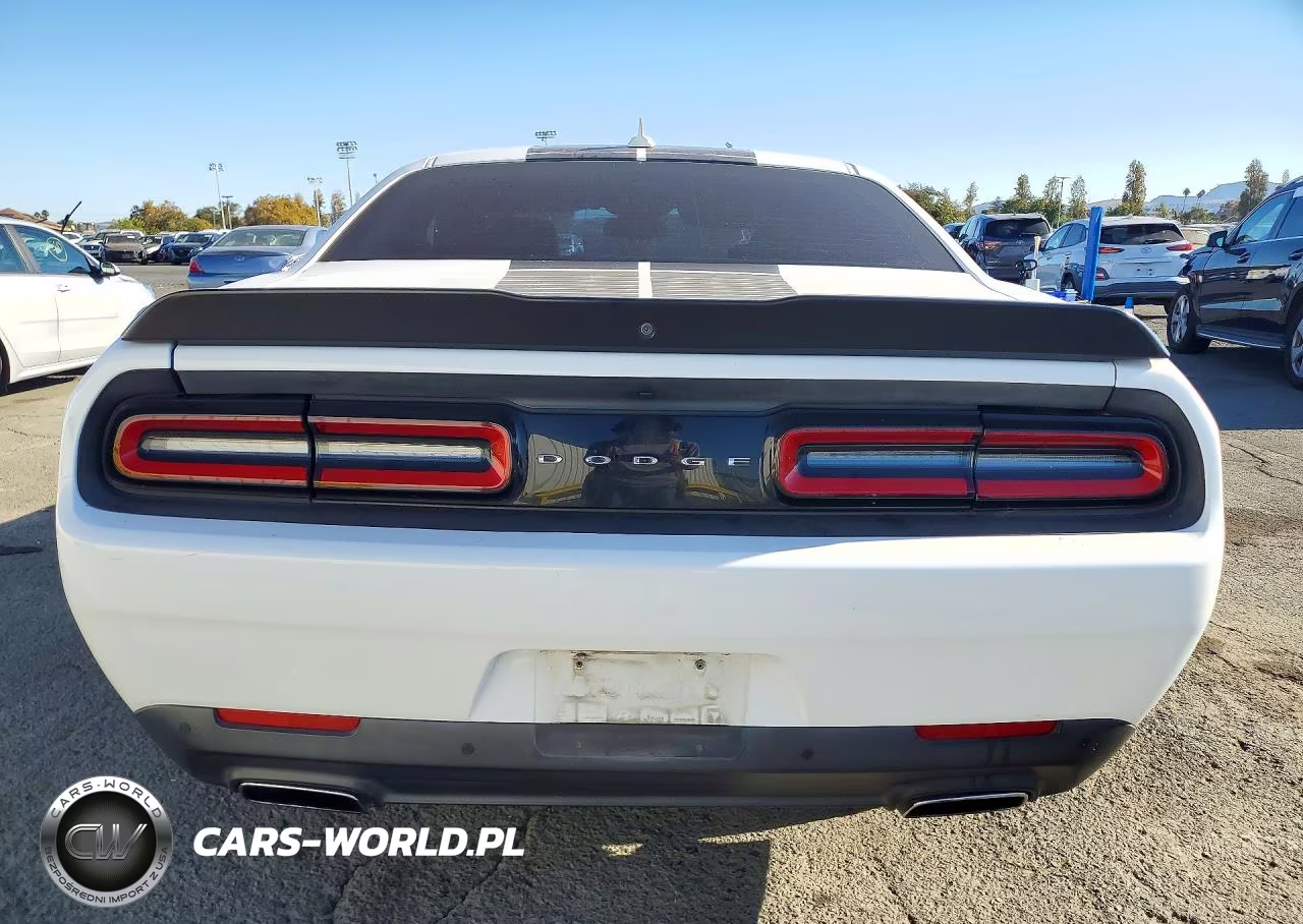 2016 Dodge Challenger Sxt VIN:2C3CDZAG9GH201472 - 6
