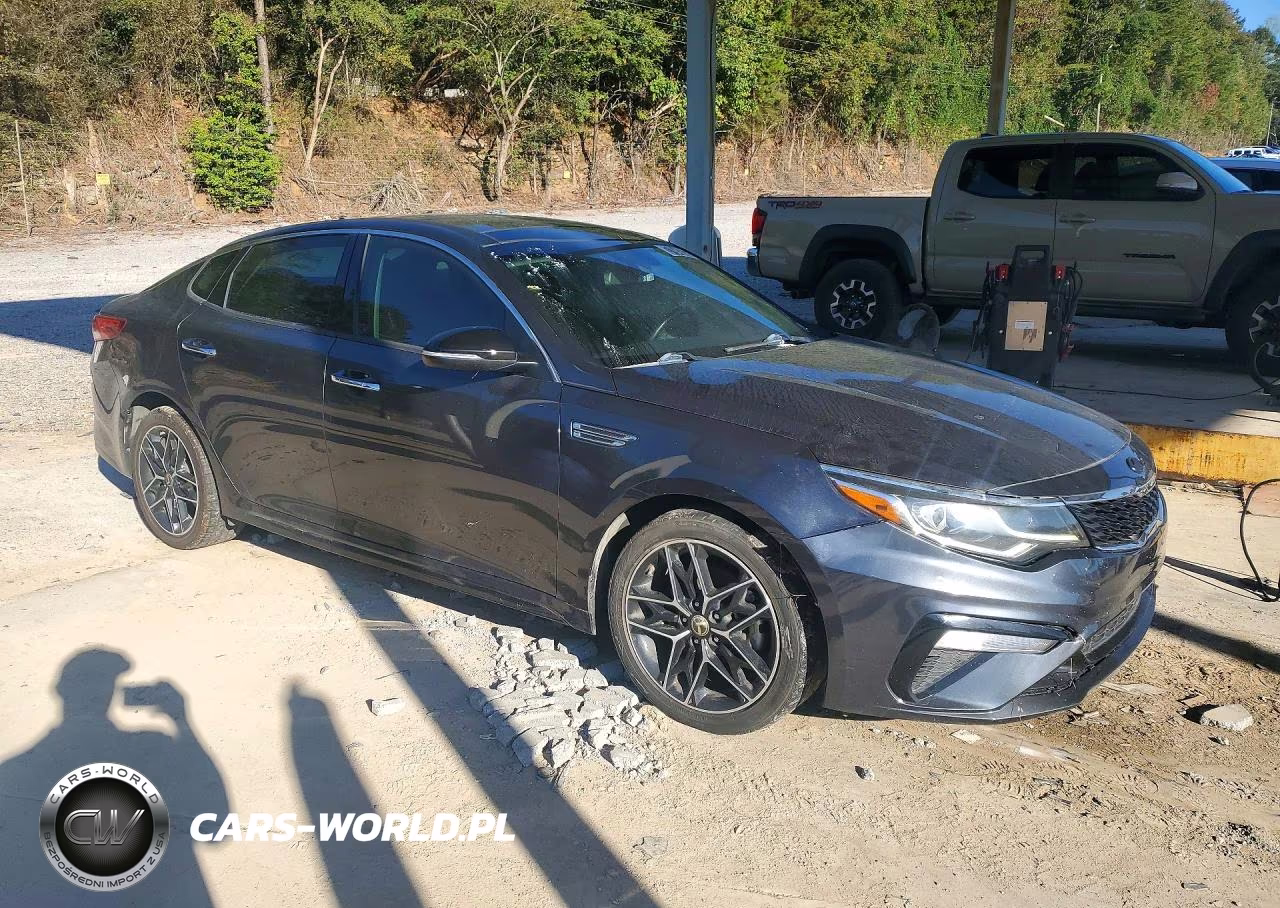2020 Kia Optima Special Edition VIN:5XXGT4L33LG438209 - 4
