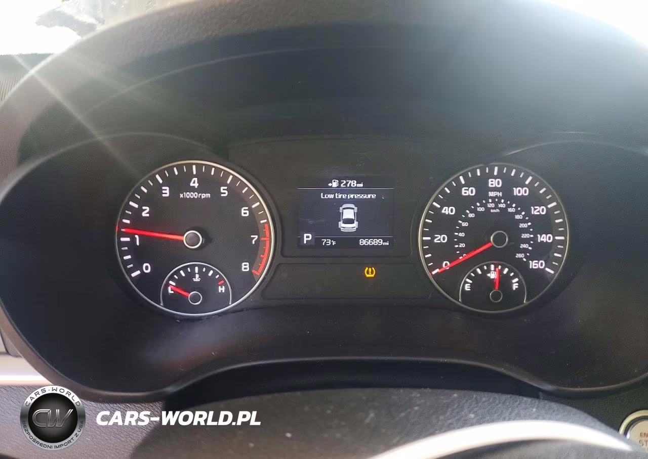 2020 Kia Optima Special Edition VIN:5XXGT4L33LG438209 - 9