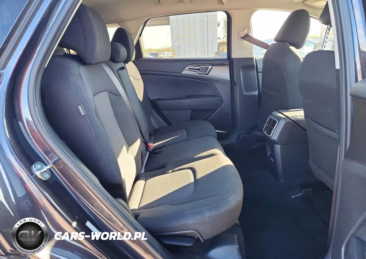 2026 Kia Sportage Lx VIN:5XYK23DFXTG401878 - 11