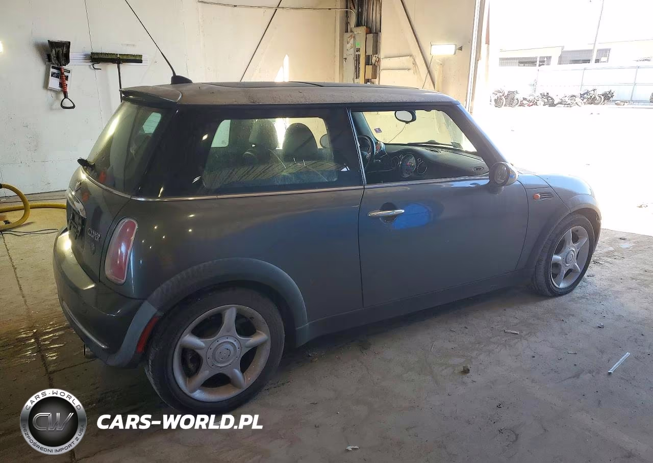 2006 Mini Cooper VIN:WMWRC33596TK63874 - 3