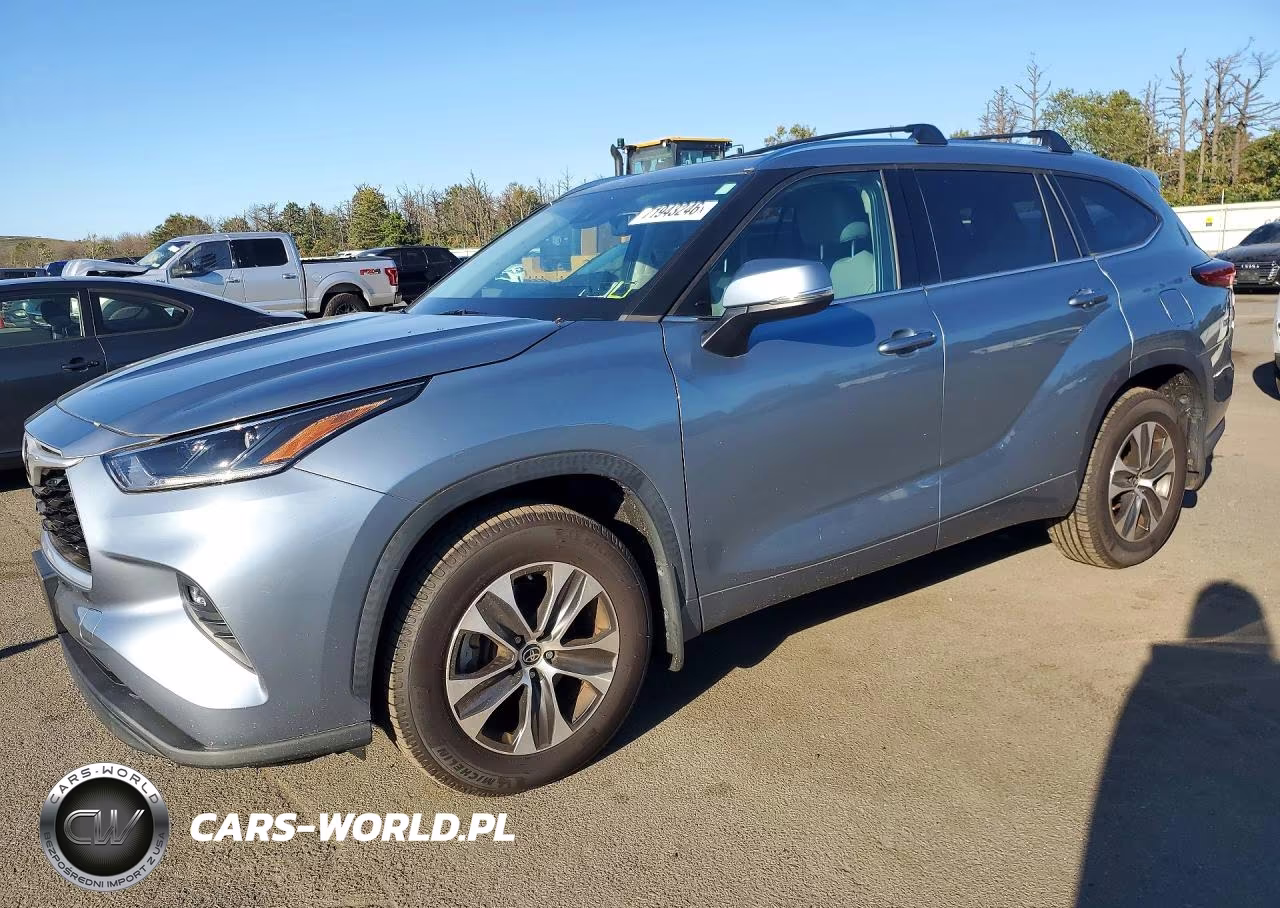 2021 Toyota Highlander Xle