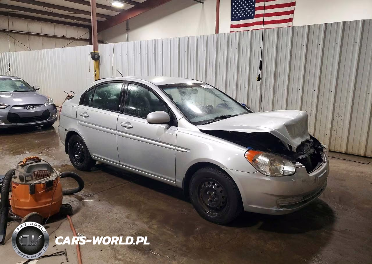 2010 Hyundai Accent Gls VIN:KMHCN4AC7AU498606 - 4