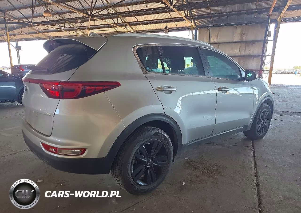 2018 Kia Sportage Lx VIN:KNDPM3AC7J7326092 - 3