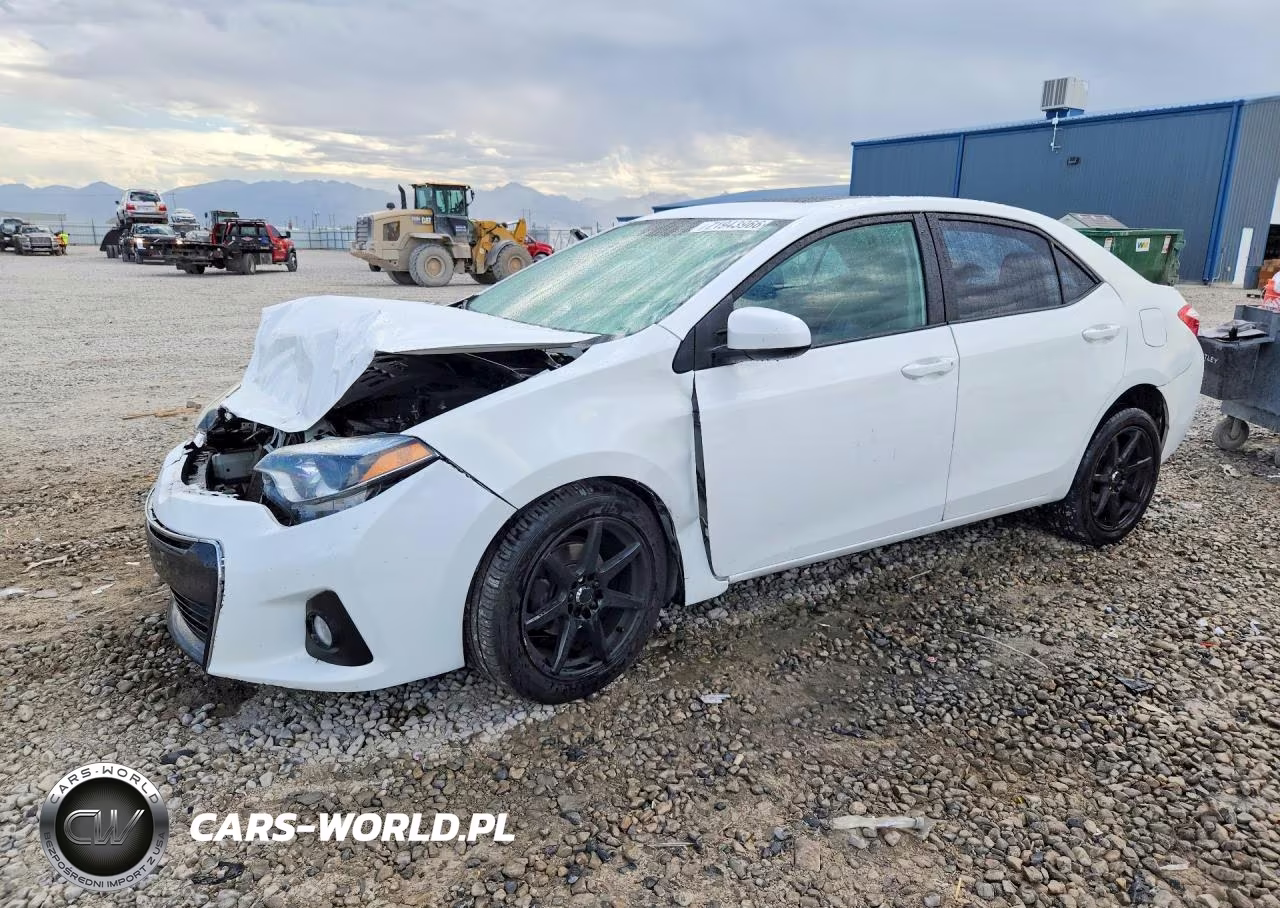 2015 Toyota Corolla S Plus VIN:2T1BURHE9FC388863 - 1