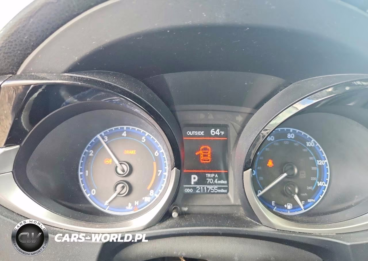 2015 Toyota Corolla S Plus VIN:2T1BURHE9FC388863 - 9