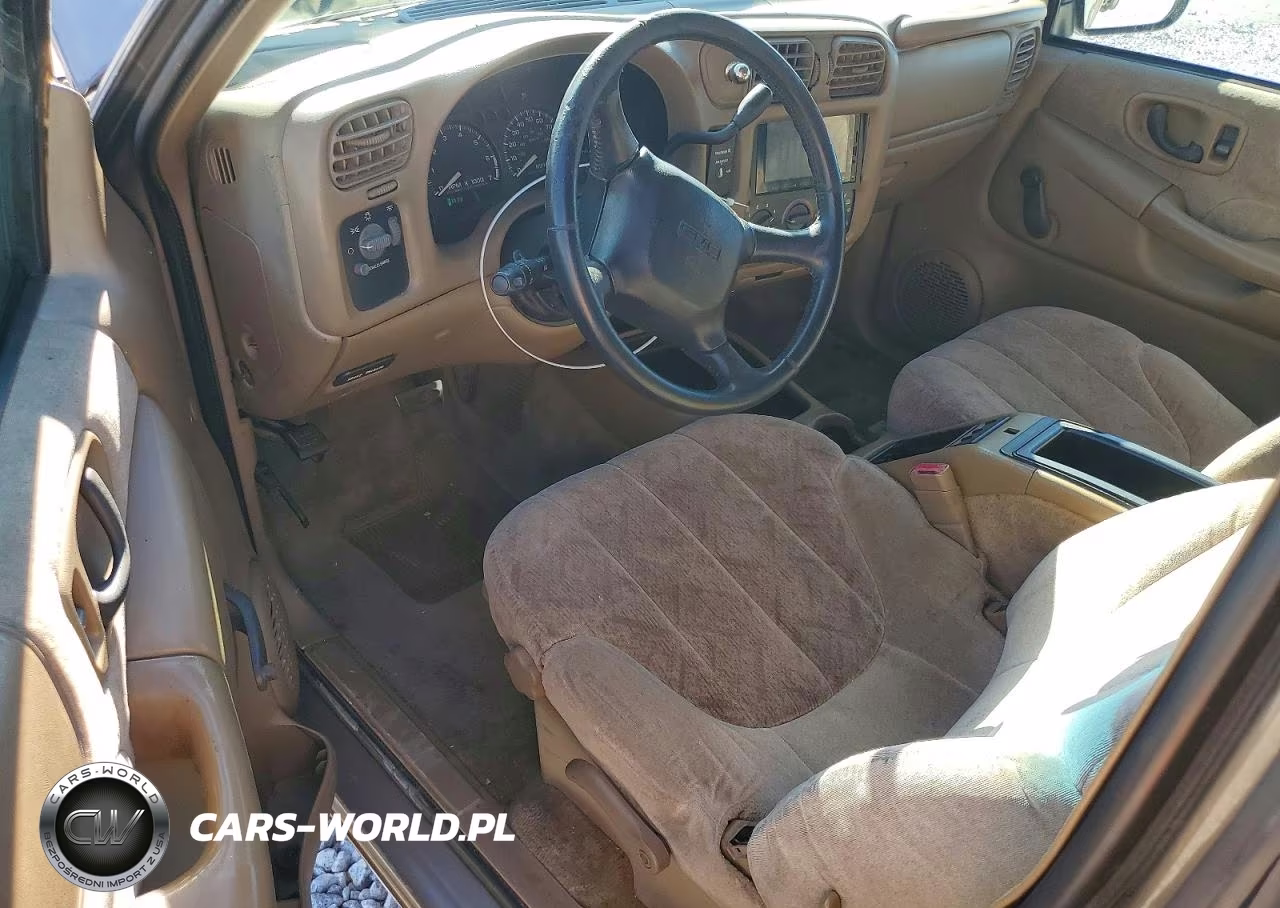 2002 GMC Sonoma VIN:1GTCS195328124683 - 8