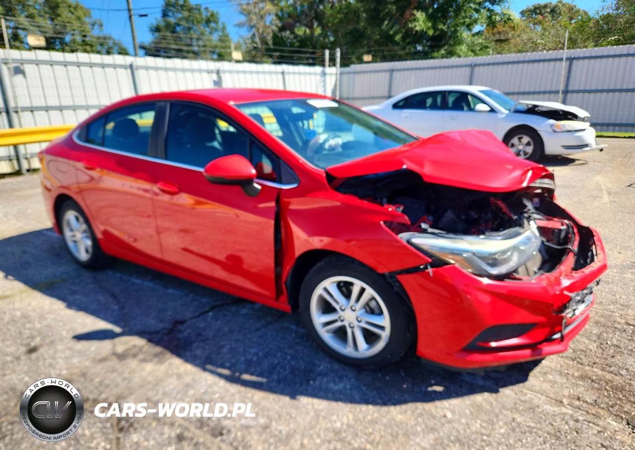 2018 Chevrolet Cruze Lt VIN:1G1BE5SM0J7232381 - 4
