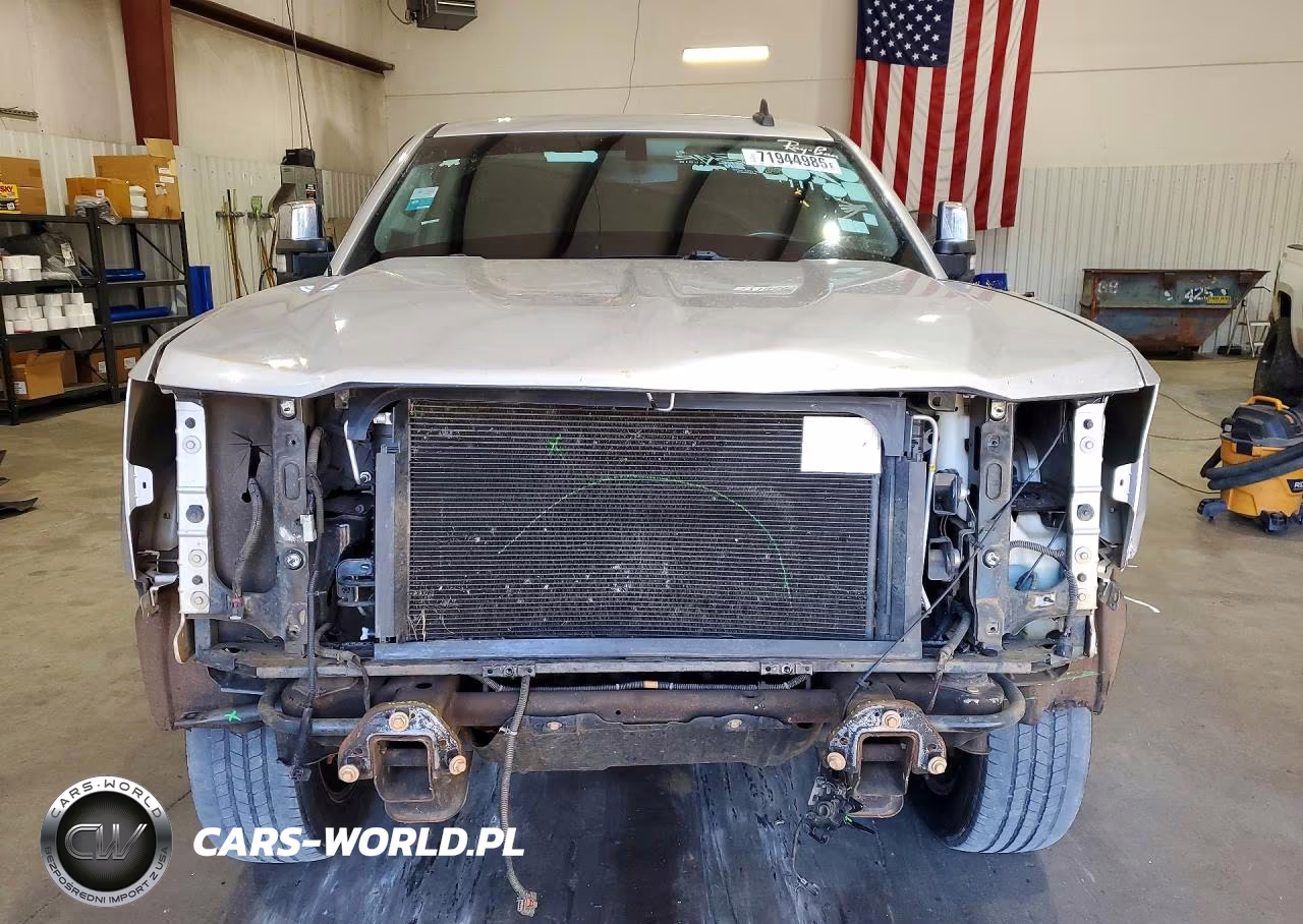 2018 Chevrolet Silverado C1500 Lt VIN:3GCPCREC5JG362044 - 5