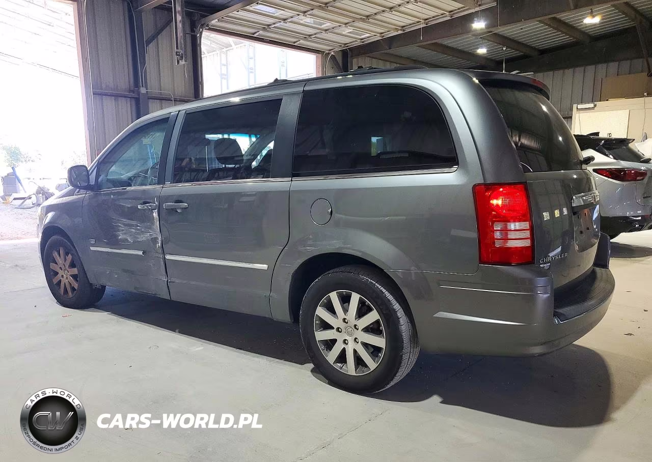 2009 Chrysler Town & Country Touring VIN:2A8HR54109R661130 - 2